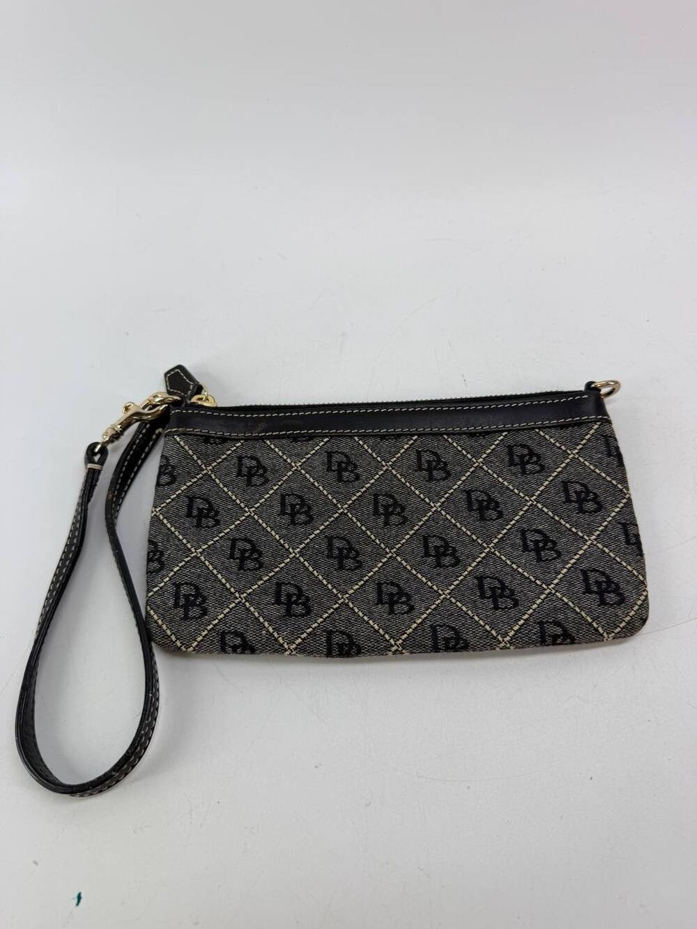 Dooney & Bourke DB Logo Wristlet Pouch Black Gray Canvas Red Lining Zip Clutch
